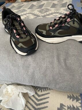 Ryka brand walking shoe, size 6 M